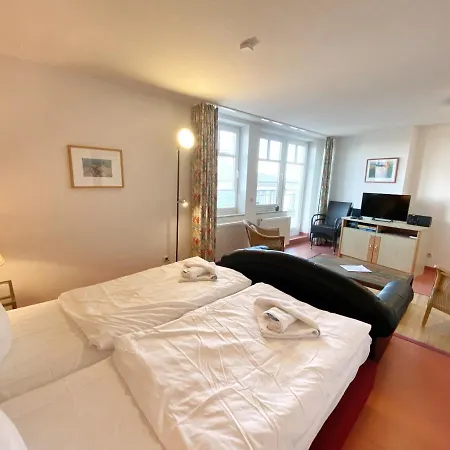 Am Rondell Neddesitz, 310 Apartman